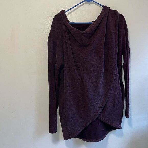 ATHLETA PURANA MAROON MODAL WRAP SIZE MEDIUM - Picture 2 of 8
